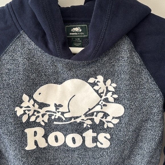 Roots kids hoodie. Never worn boys - Picture 3 of 4